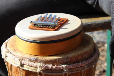 Foto zu Freizeit Trommeln in der Villa Habersack